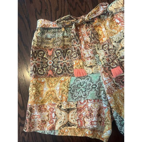 JOHNNY WAS ASTORIA EASY SHORTS SIZE MEDIUM - Picture 4 of 8